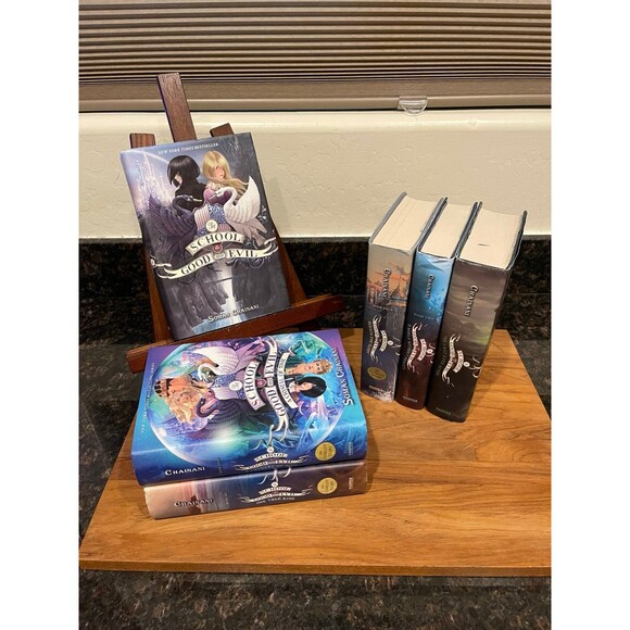 The School For Good and Evil Series Six-Book set